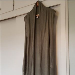 Women's Sleeveless Cardigan - Olive